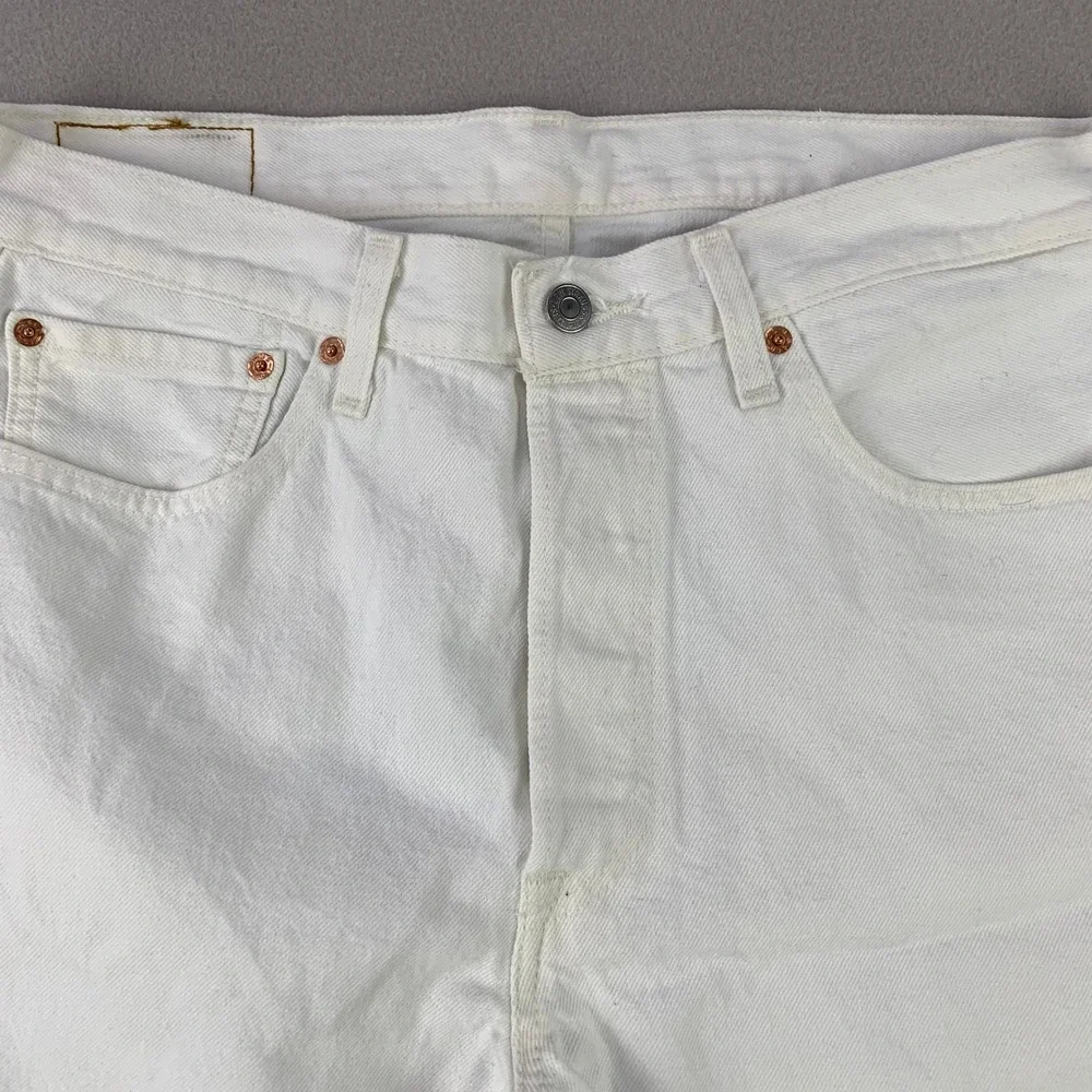 Levi's Jeans 501 Original Fit Mens 32x36 White Denim Straight Leg Button Fly